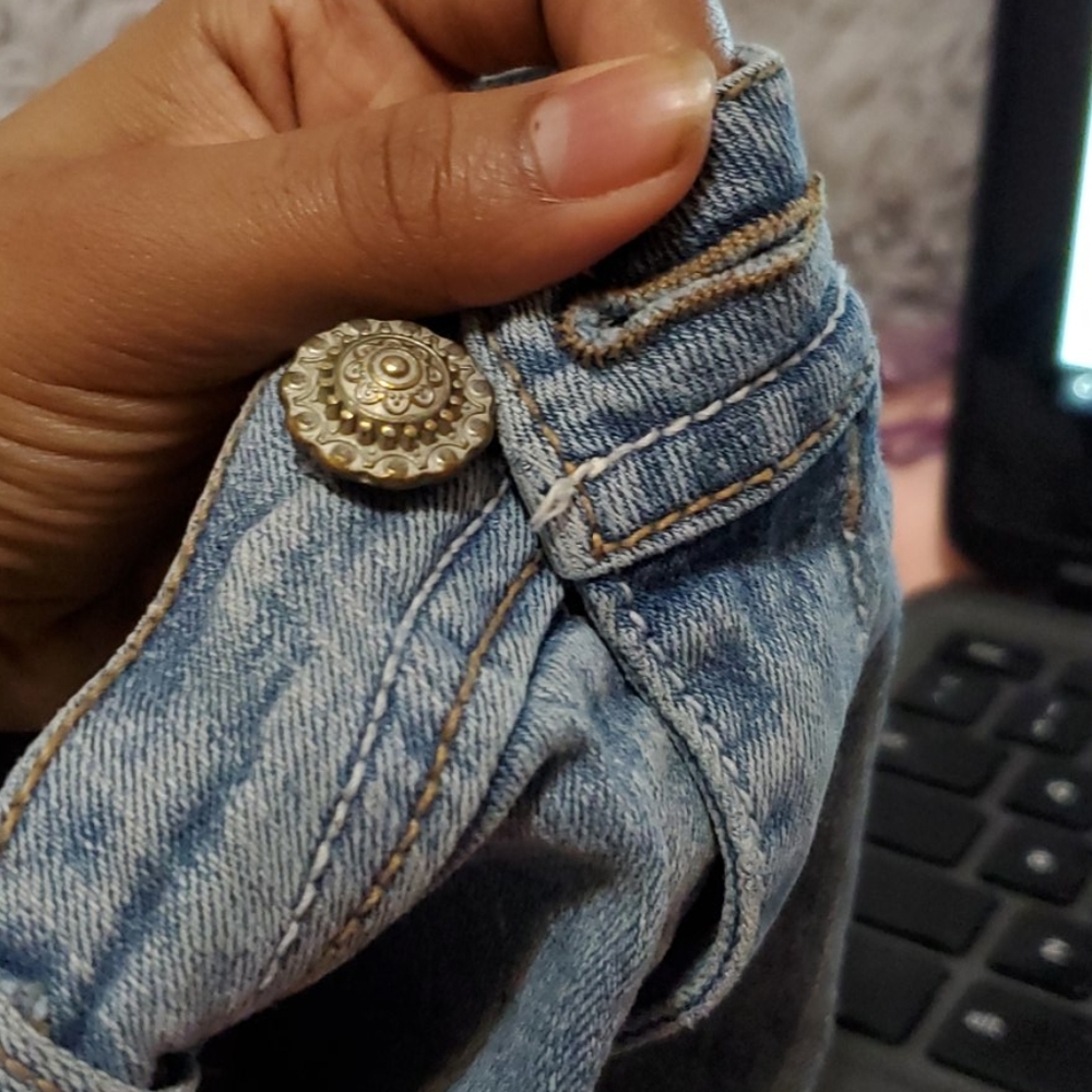 Beautiful jeans - Picture 3 of 4